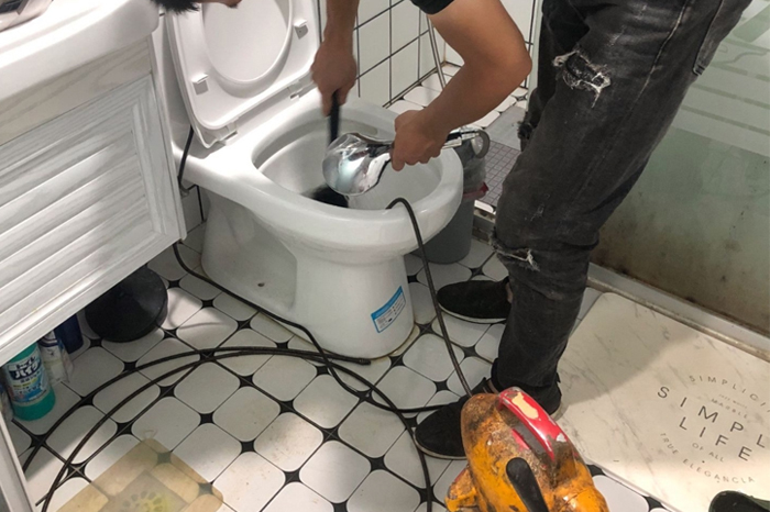 巴州疏通下水道